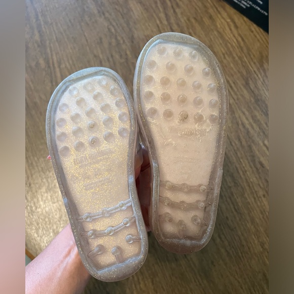 Mini Melissa Toddler Sandles - Picture 5 of 7